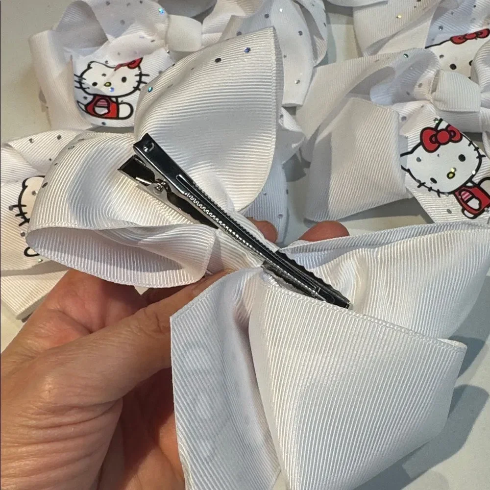 #1005 Hello Kitty White Ribbon Bow Alligator Clip